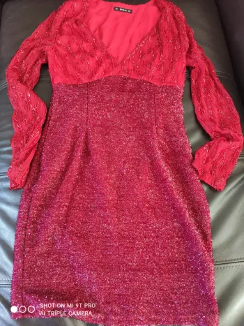 Magnifique Robe rouge sein taille s