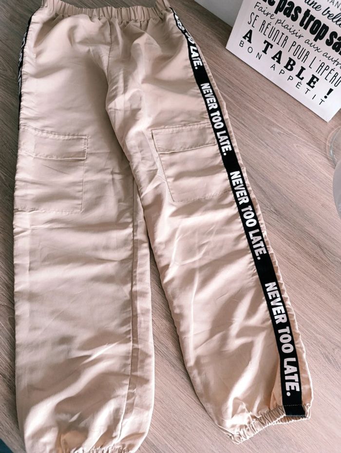 Pantalon cargo à larges poches Shein 12-13 ans - photo numéro 5