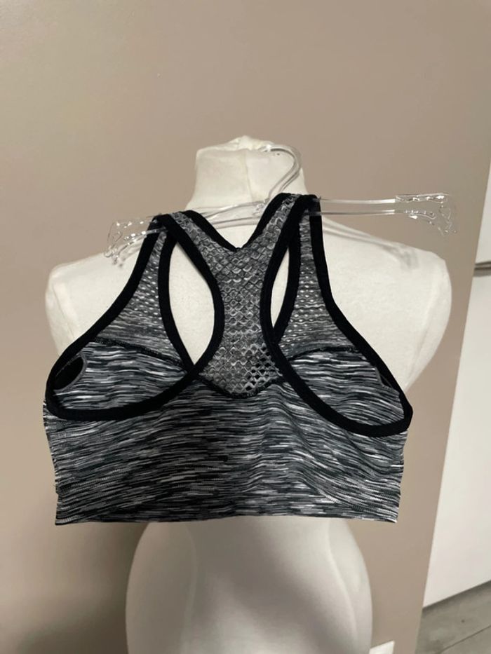 Brassière avec coque - photo numéro 2