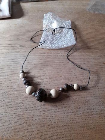 🟩Collier tour de cou pierre de la Guadeloupe