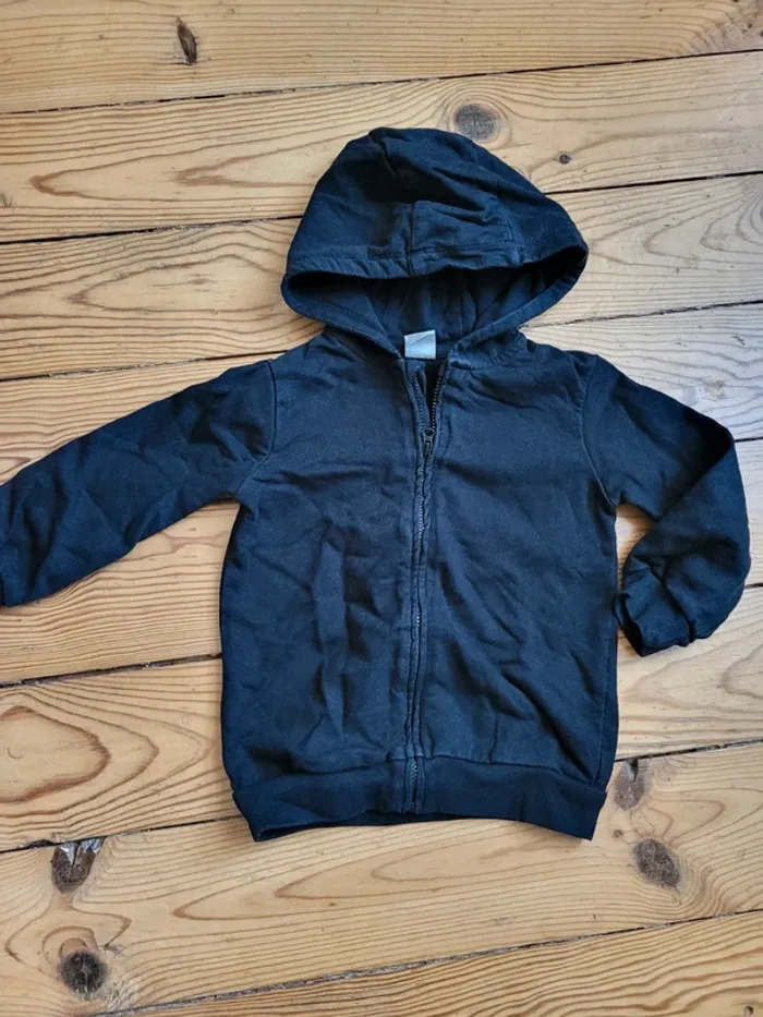 Sweat zippé noir 2 ans