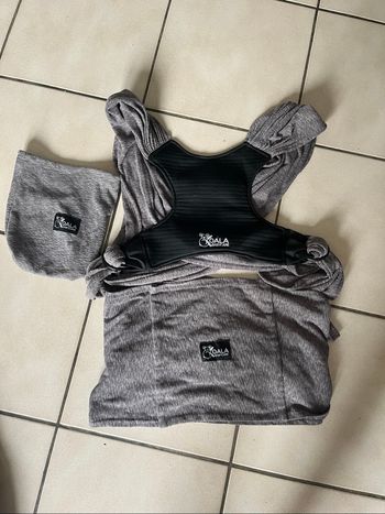 Écharpe de portage/porte bébé