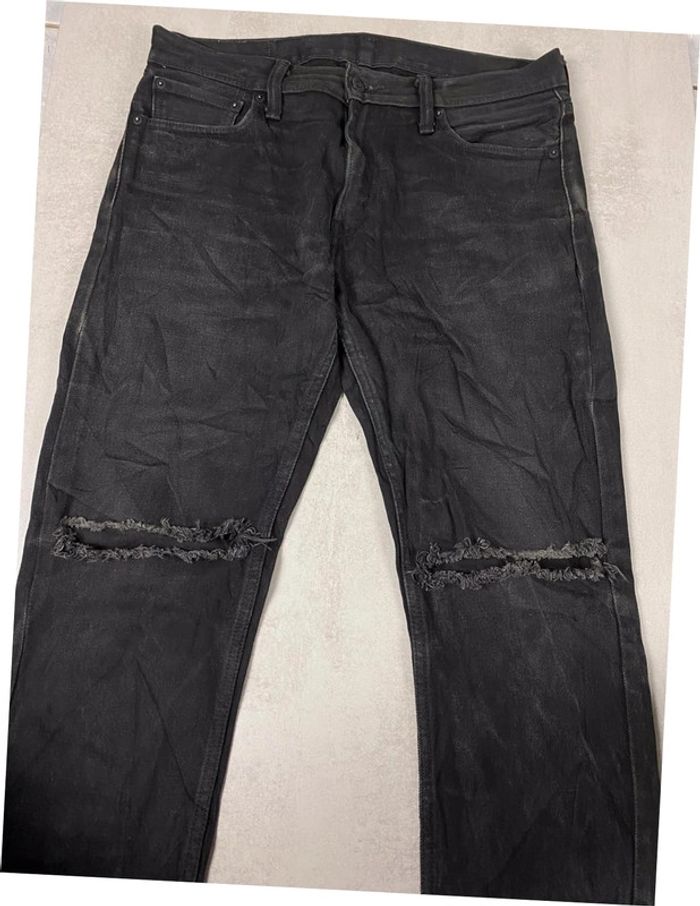 Jean levis noir troué 504 W31 L32 - photo numéro 5