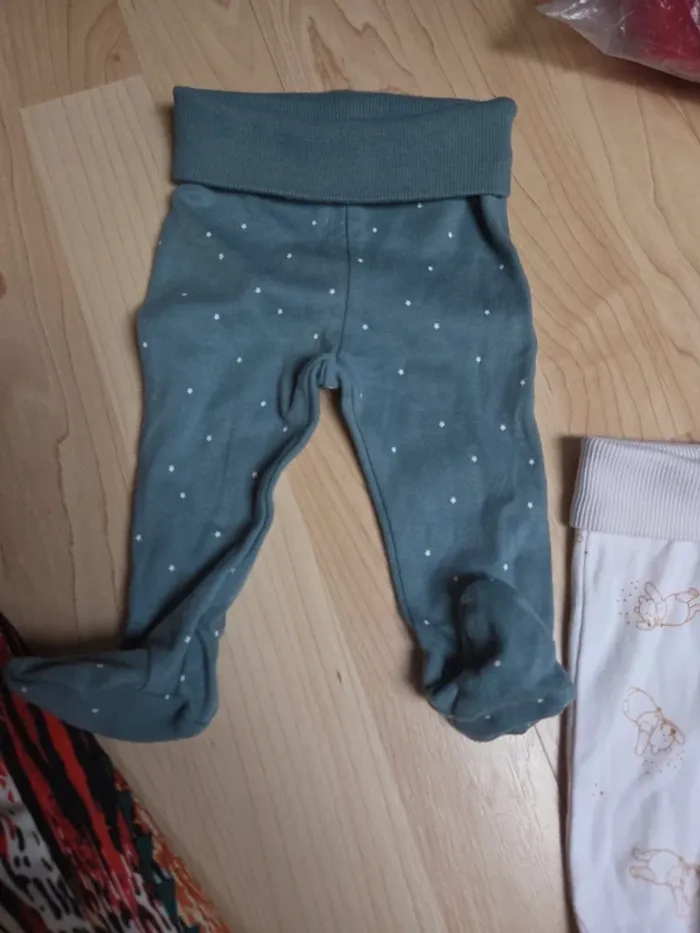 Pantalon 3mois - photo numéro 2