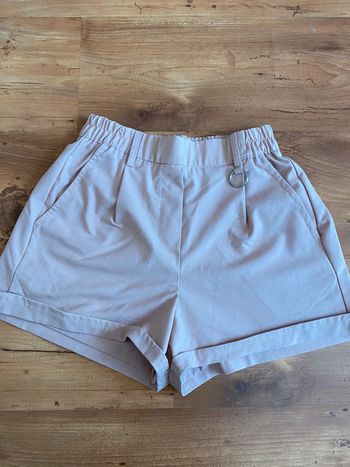 Short neuf marque bershka