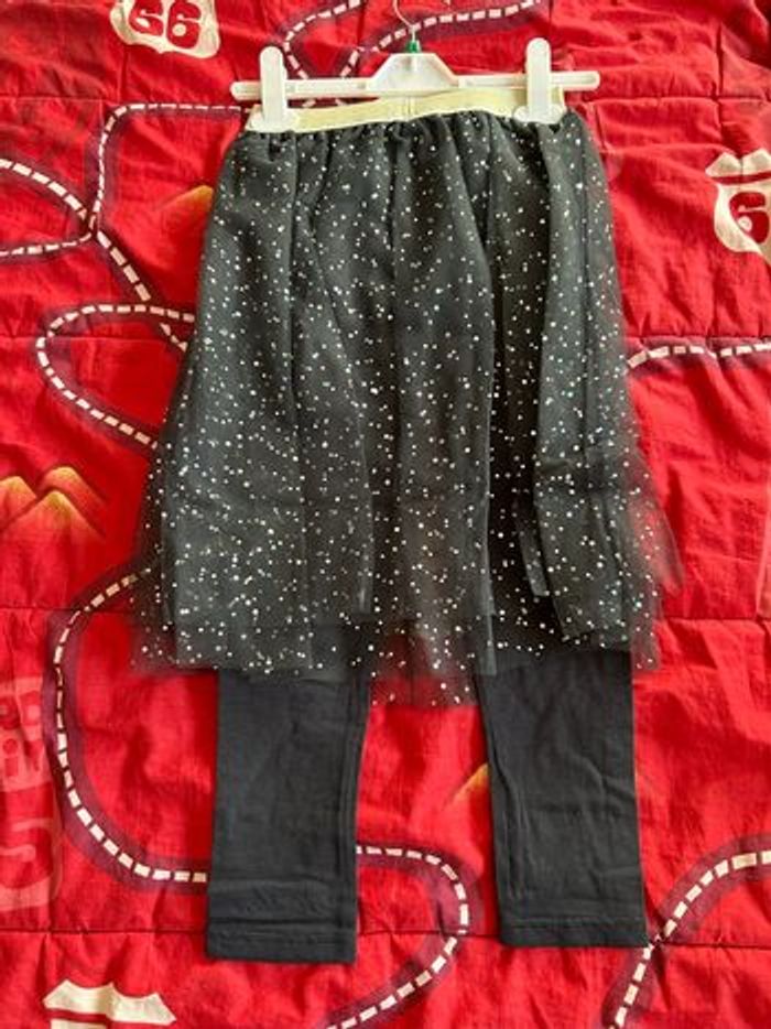 Lot / ensemble Jupe à paillettes + legging Daniel hechter 7 ans / 8 ans neuf - photo numéro 3