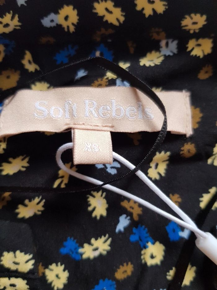 Robe neuve Soft Rebels XS - photo numéro 3