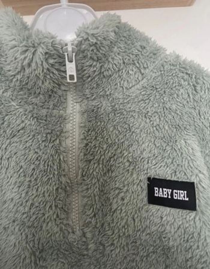 Pull vert olive ~baby girl ~ taille 38 - photo numéro 3