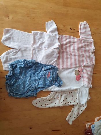 Vêtements 1 mois