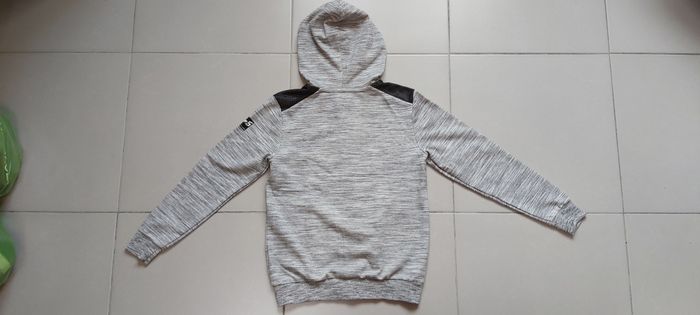 Gilet zippé à capuche 14 ans - photo numéro 6