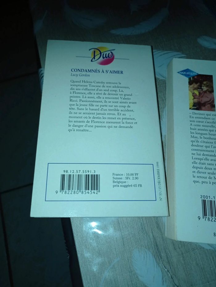 Lot de 3 livres Harlequin - photo numéro 2