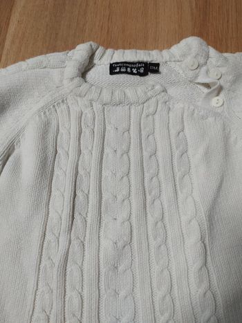 Pull blanc tout compte fait 12 mois très chaud