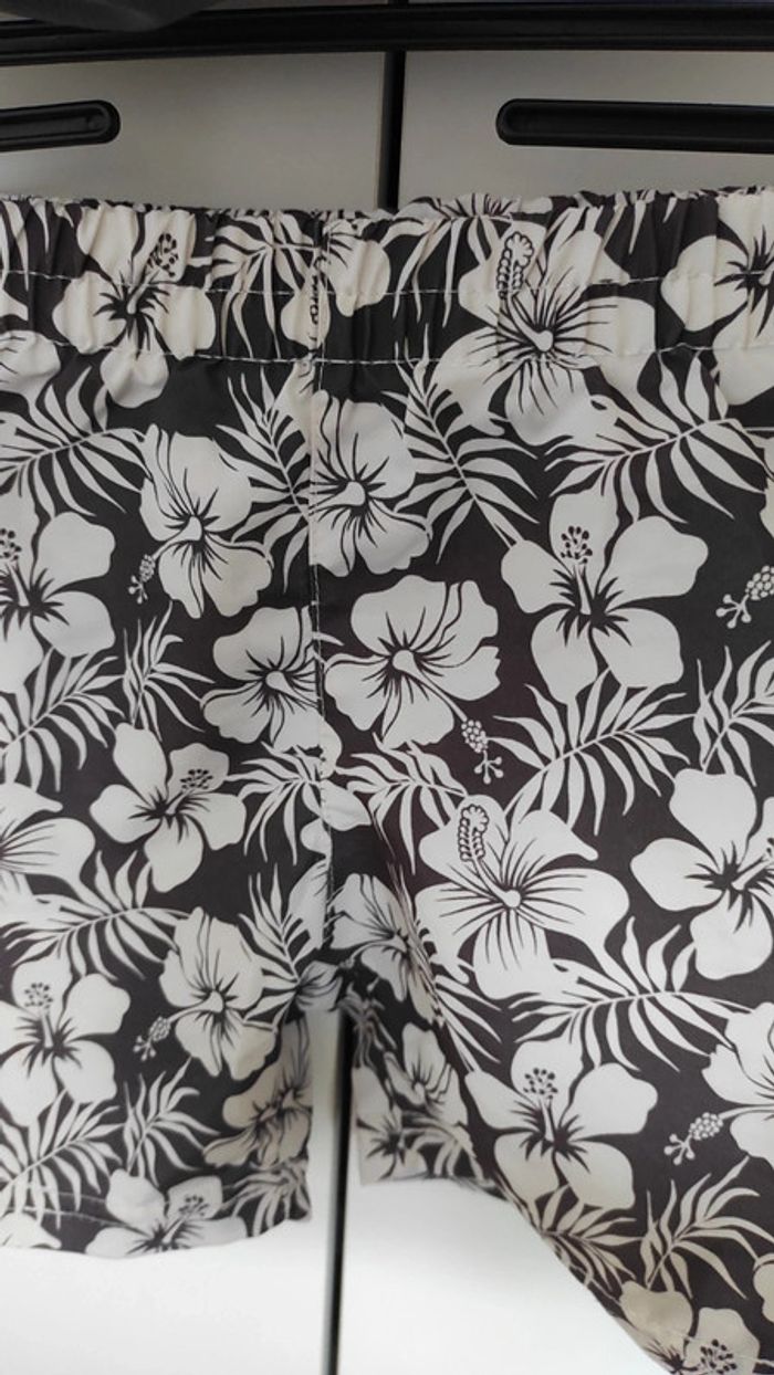 Ensemble de plage Tee shirt UV - photo numéro 4