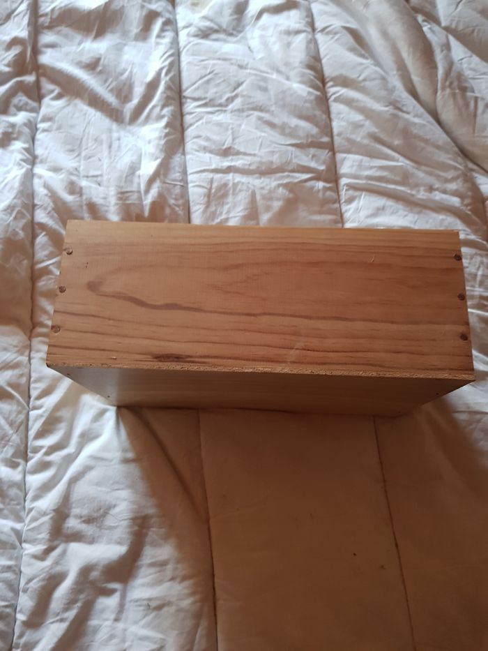 Boite vitrine en bois - photo numéro 2