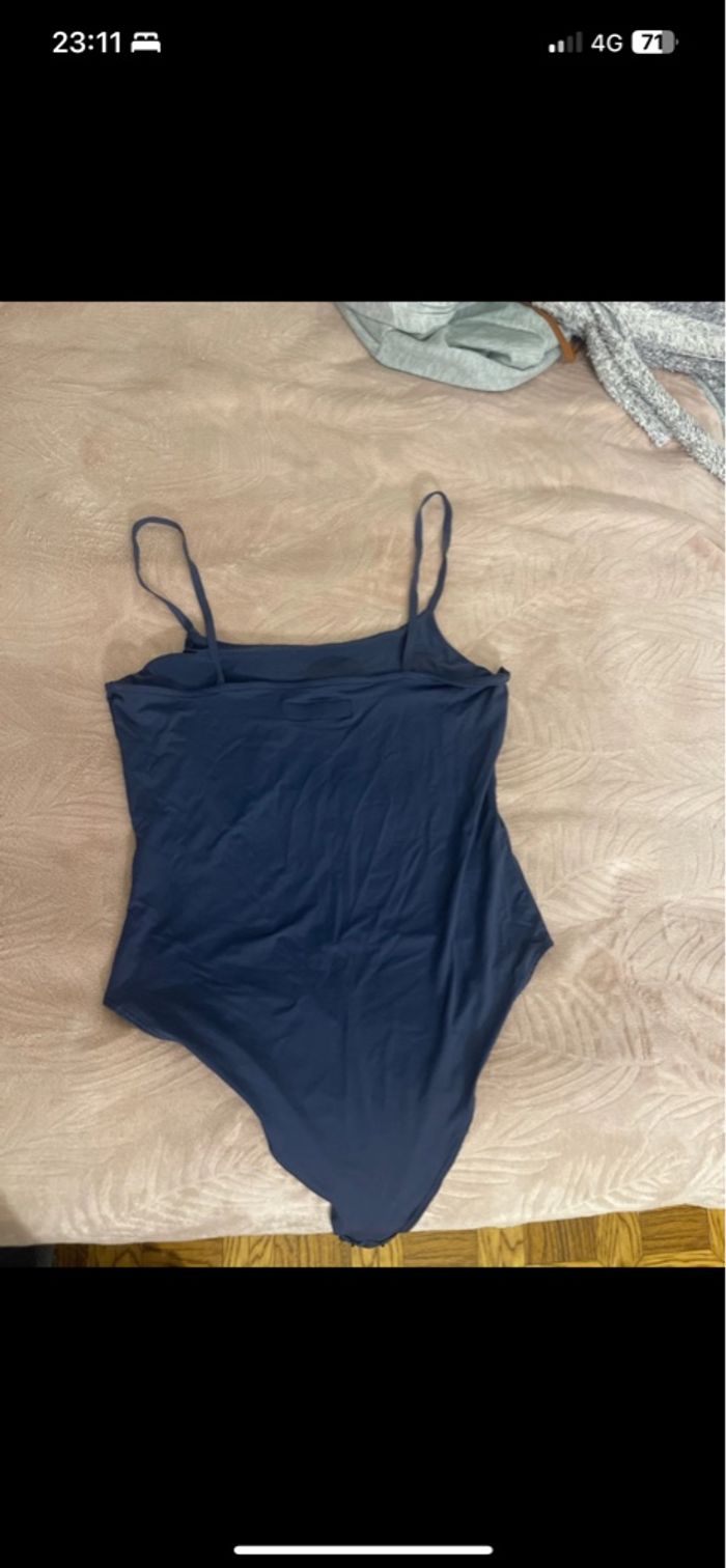 Body pull&bear - photo numéro 2