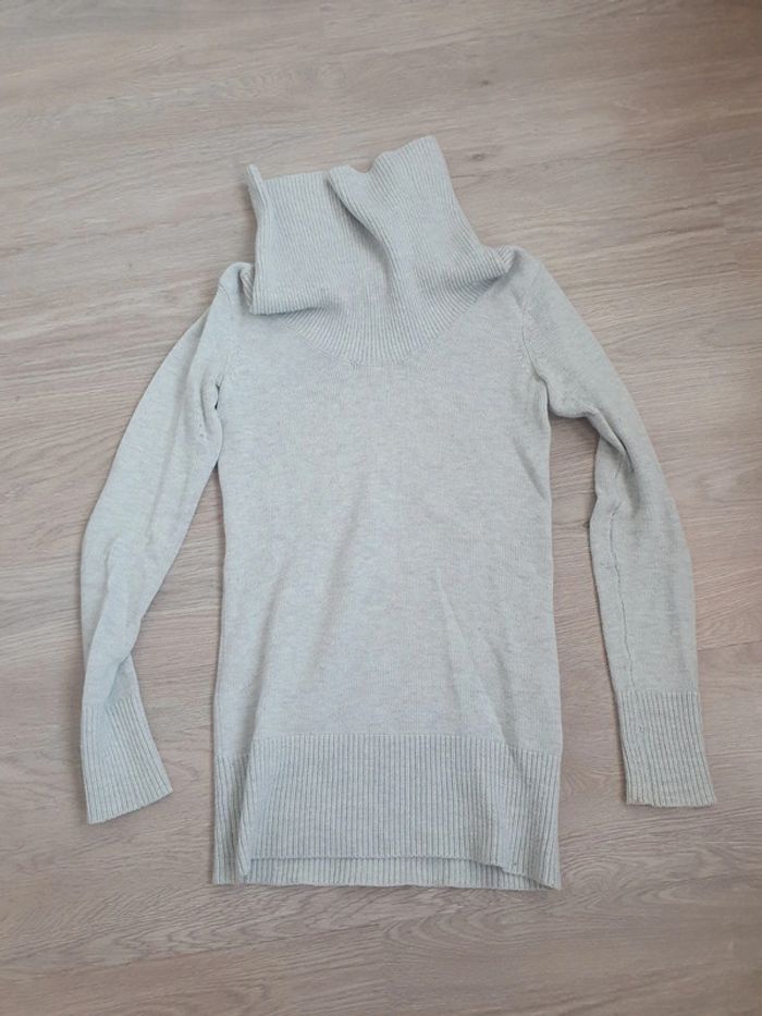 Pull gris