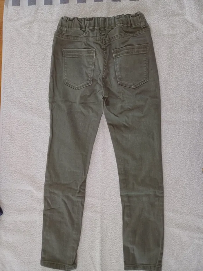 Lot vêtements garçons été. 8 ans. Très bon état. - photo numéro 3