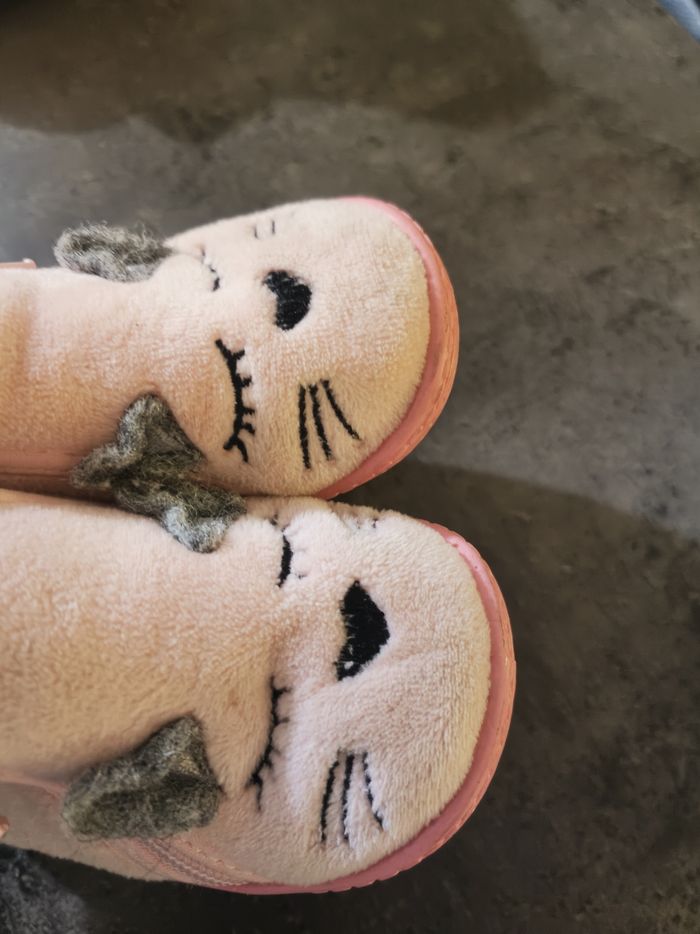chaussons mignons pour enfant, taille 19. - photo numéro 3