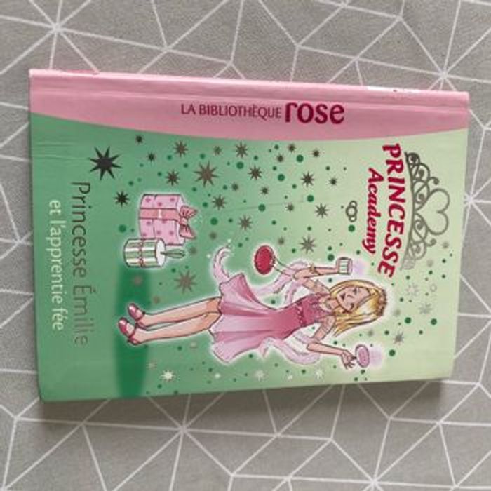 7 livres jeunesse Princesse Academy 6-8 ans Hachette - photo numéro 3