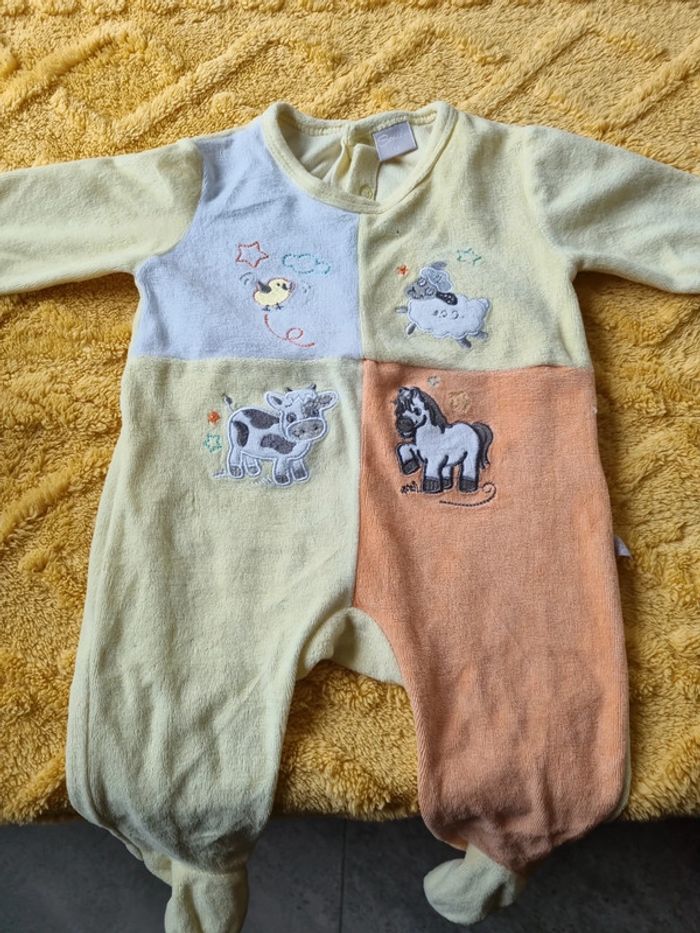 Lot bébé 6 mois - photo numéro 4