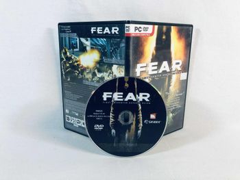 F.E.A.R. First Encounter Assault Recon PC FR Jeu Très bon état