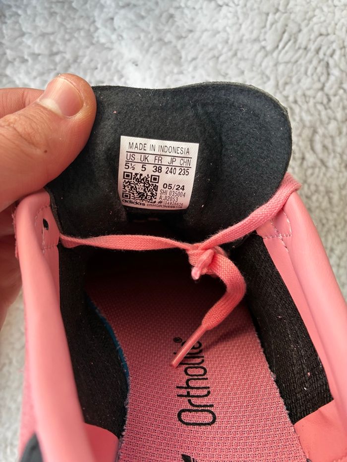 Adidas Gazelle Pink/Black/Gold - Taille 38 - Neuves - photo numéro 3