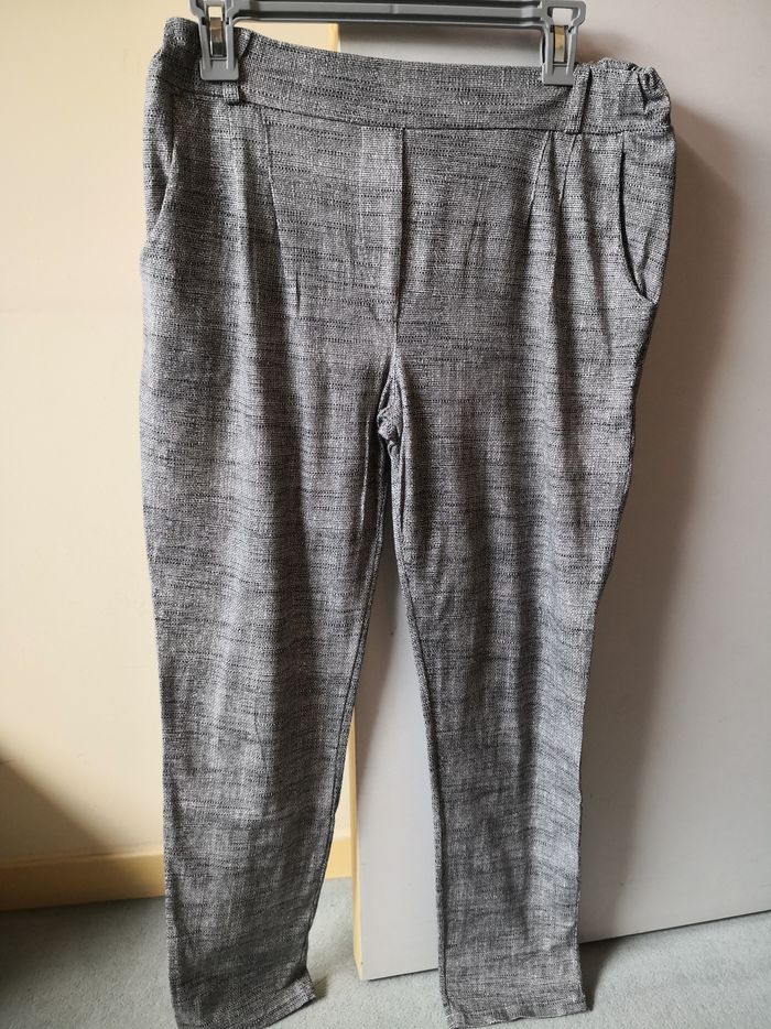 Pantalon fin gris