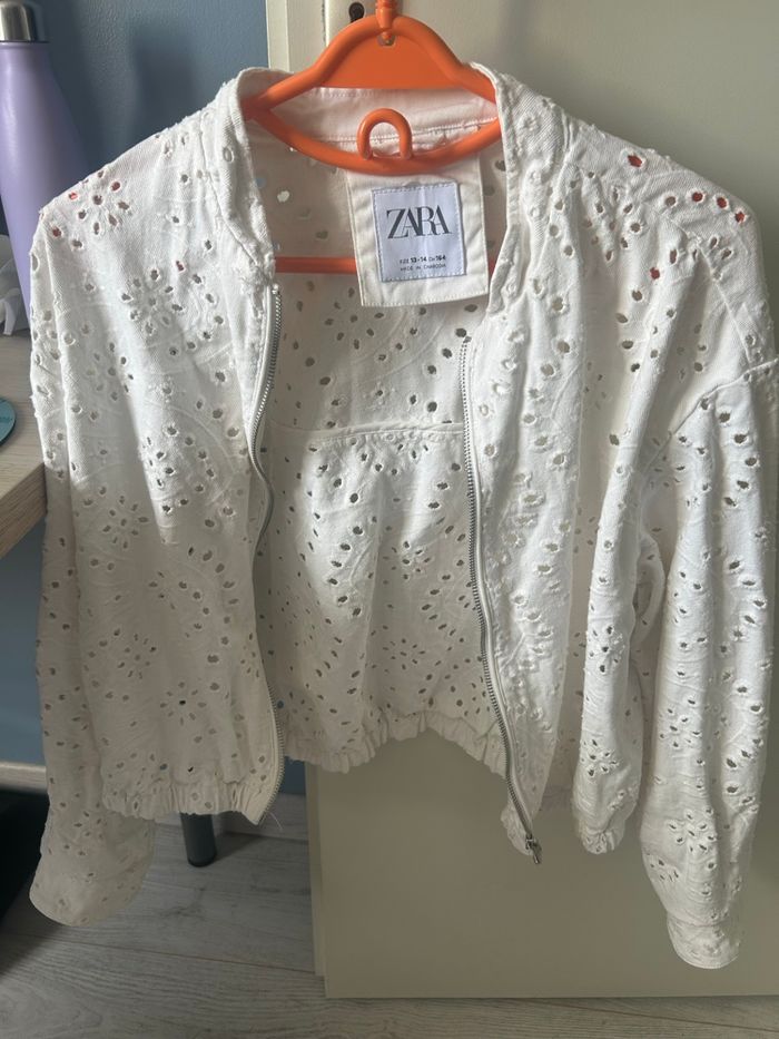 Veste en jean ajourée - photo numéro 2