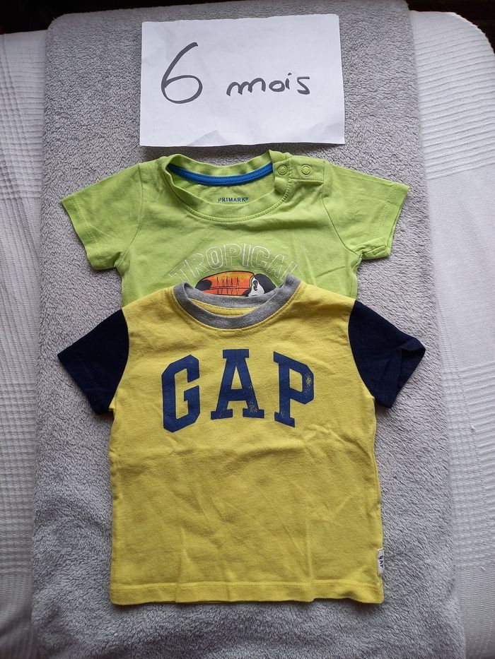 Lot t-shirt garçon manches courtes 6-9 mois