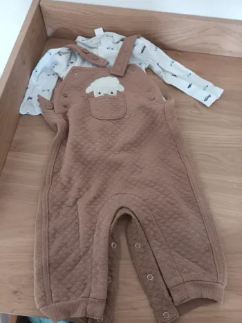 Salopette bébé mouton