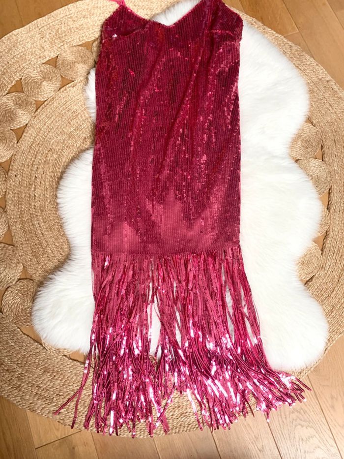 Superbe robe party pour les fêtes 🎄 en sequins | neuve avec étiquette - photo numéro 3