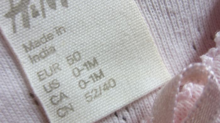 Lot de 2 bodies neufs bébé fille - photo numéro 4