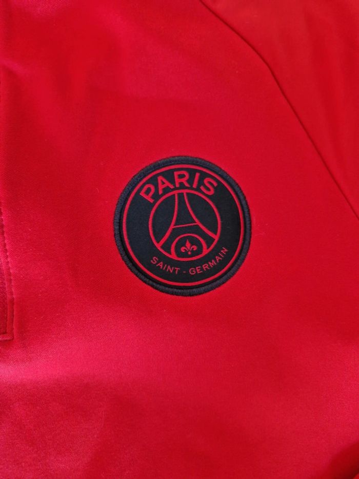 Veste Nike PSG enfant taille S - photo numéro 2