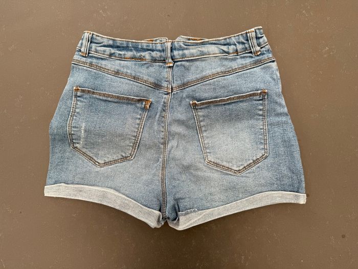 Short jean bleu clair - photo numéro 2