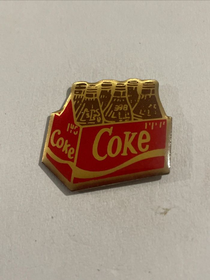 Pin's Pack Bouteille Coca Cola