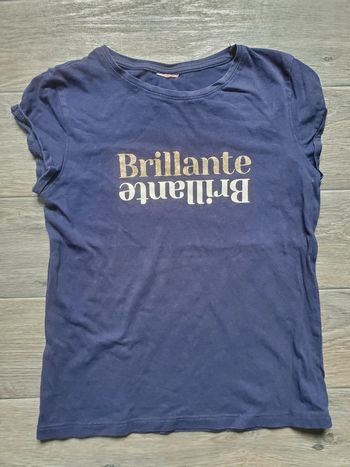 T-shirt taille 8 ans bon état