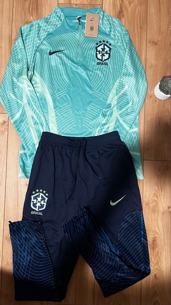 Ensemble brésil nike - photo numéro 1