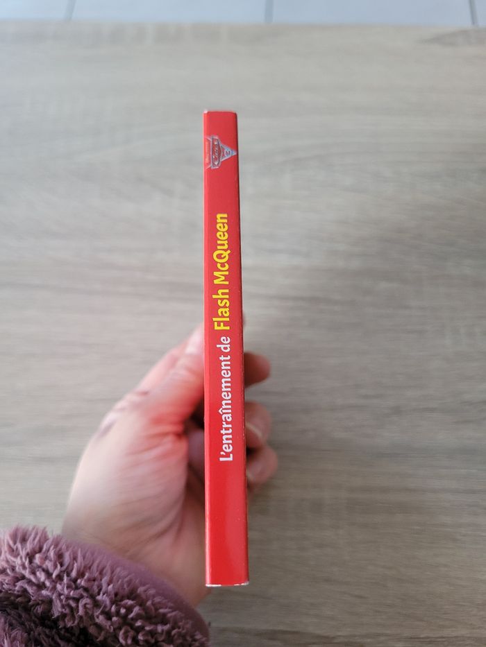 Livre L'entraînement de Flash MCqueen - photo numéro 3