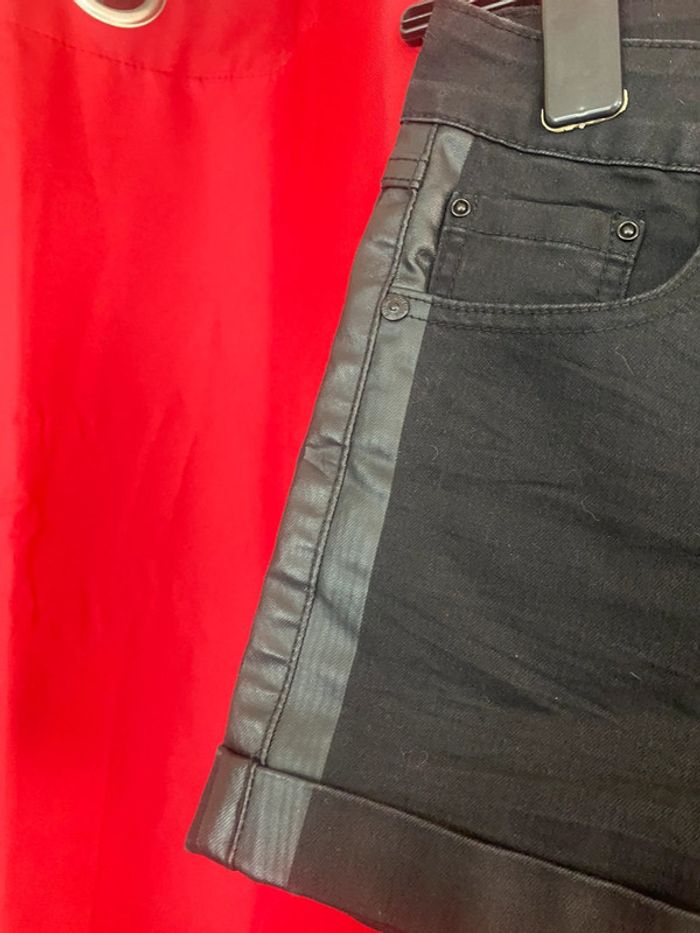 Short taille basse - photo numéro 3