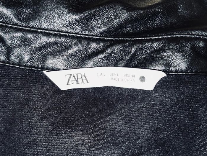 Chemise travaillée col, V manches longues noir, aspect brillant taille L pour femmes, marque Zara - photo numéro 4
