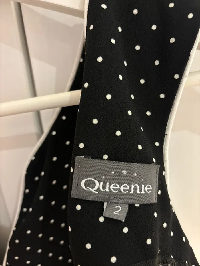 Robe taille 2 Queenie - photo numéro 8