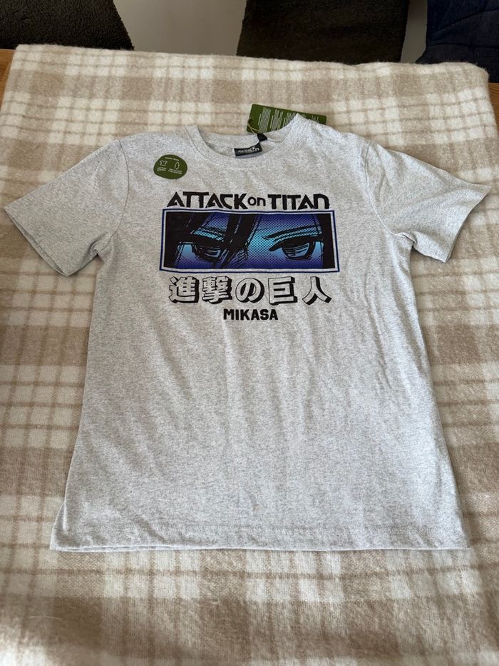 Tee shirt l’attaques des titans