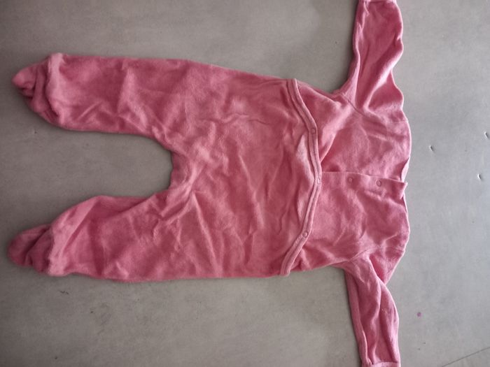 Pyjama grenouillere 9 mois - photo numéro 2