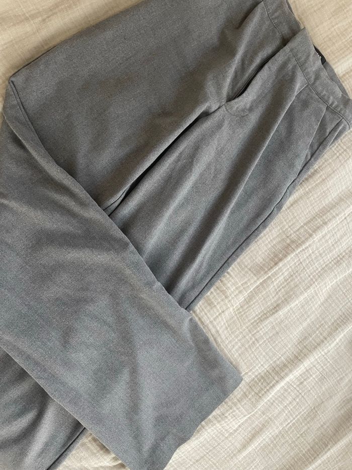 Pantalon gris classique pull & bear - photo numéro 2