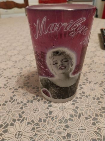 Verre Marilyn