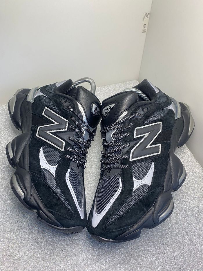 New balance9060 neuf avec boîte taille 42 homme sport promenade - photo numéro 2