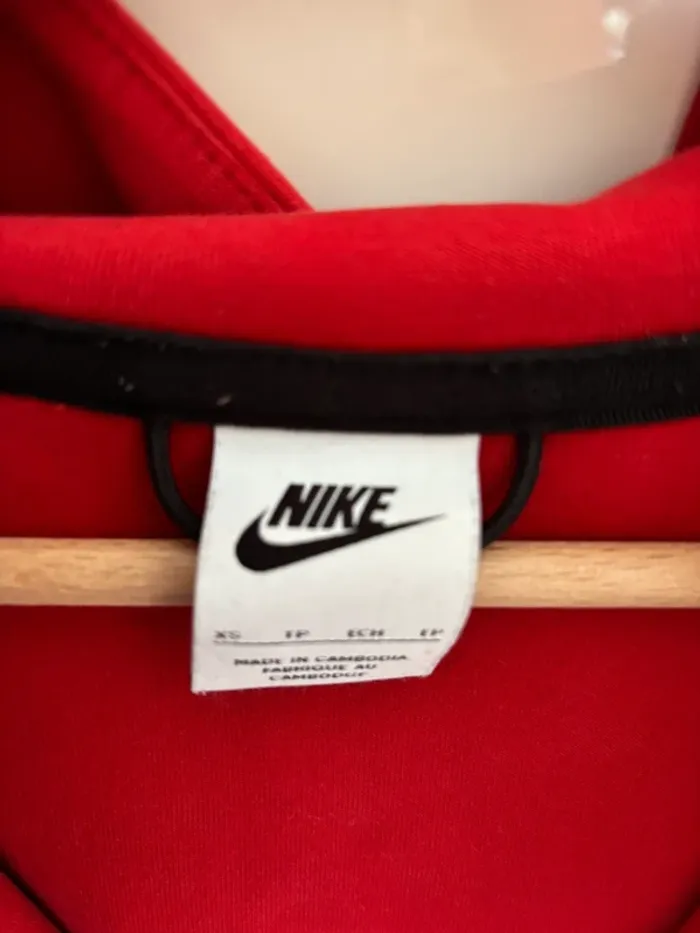 Veste zippee Nike taille XS - photo numéro 3
