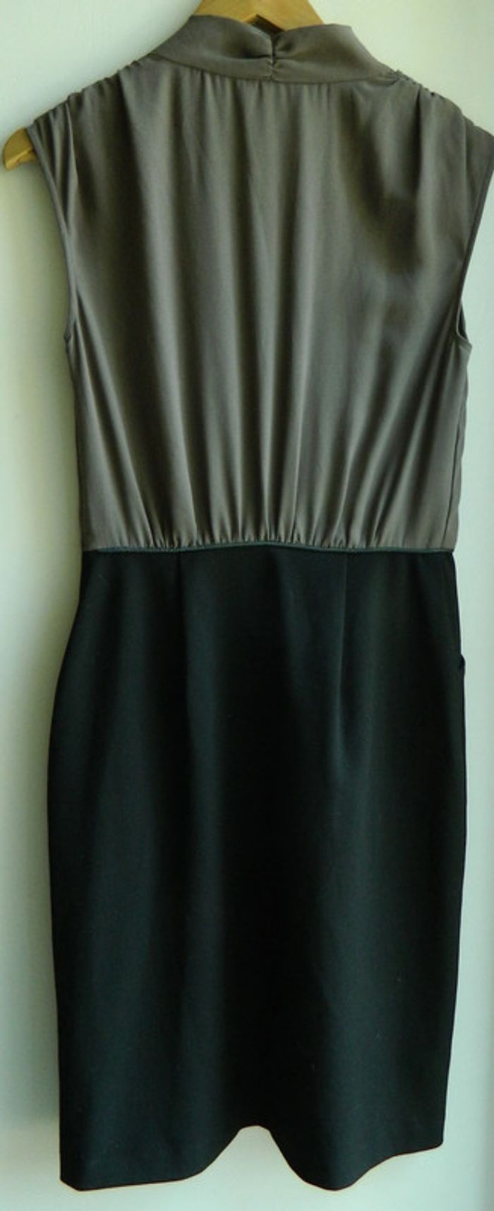 Robe T S "Akac Ecou" - photo numéro 2