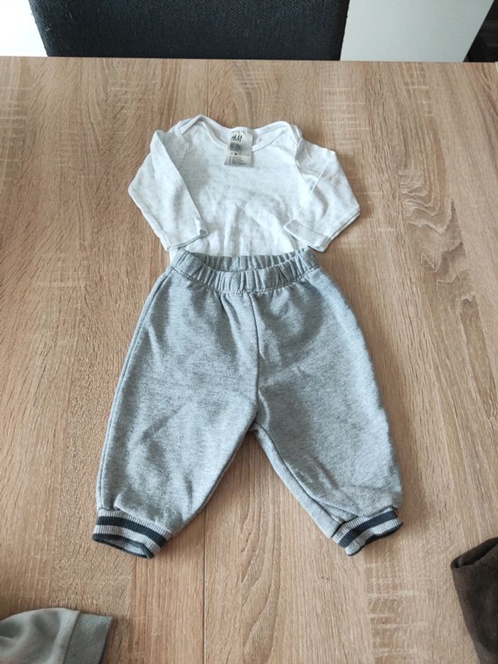 Lot 2 articles H&M