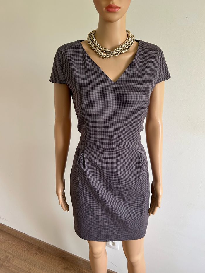 Robe pied de poule à manches courtes La City taille 40 TBE